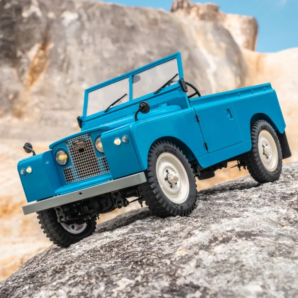 FMS 1:12 Land Rover Series II RTR - Image 16