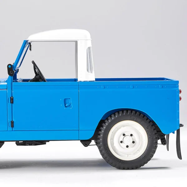 FMS 1:12 Land Rover Series II RTR - Image 8