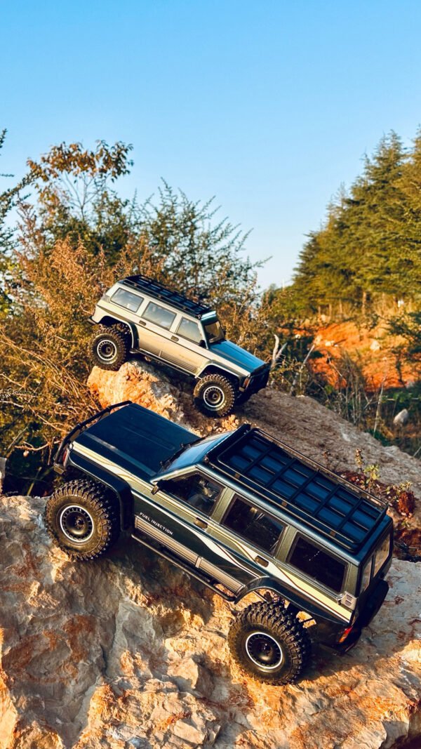 YIKONG YK4107 1/10 4WD RC Car Rock Crawler (NISSAN PATROL) Two Speed- Differential Locks- LCG Chassis -Tank Turn LED Lights Off-Road Climbing Truck - Image 12