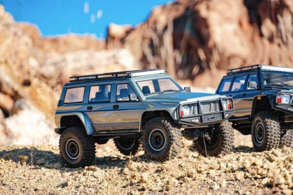 YIKONG YK4107 1/10 4WD RC Car Rock Crawler (NISSAN PATROL) Two Speed- Differential Locks- LCG Chassis -Tank Turn LED Lights Off-Road Climbing Truck - Image 15